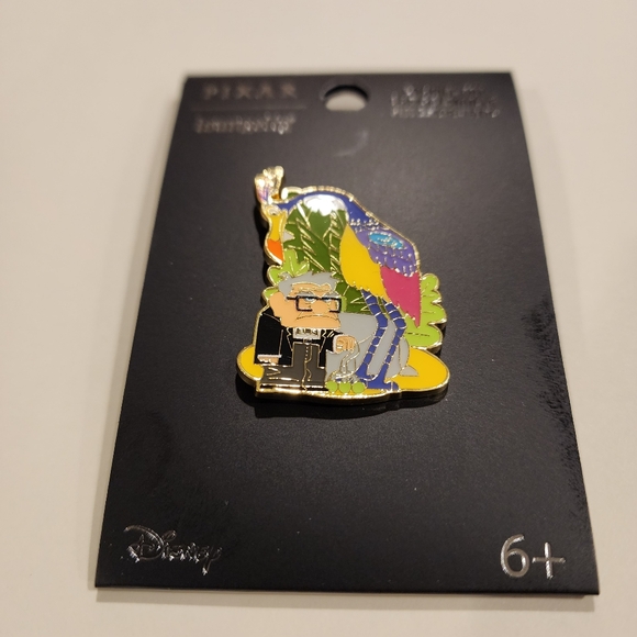 Loungefly Disney Pixar UP Carl and Kevin Jungle Enamel Pin NEW - Picture 6 of 12